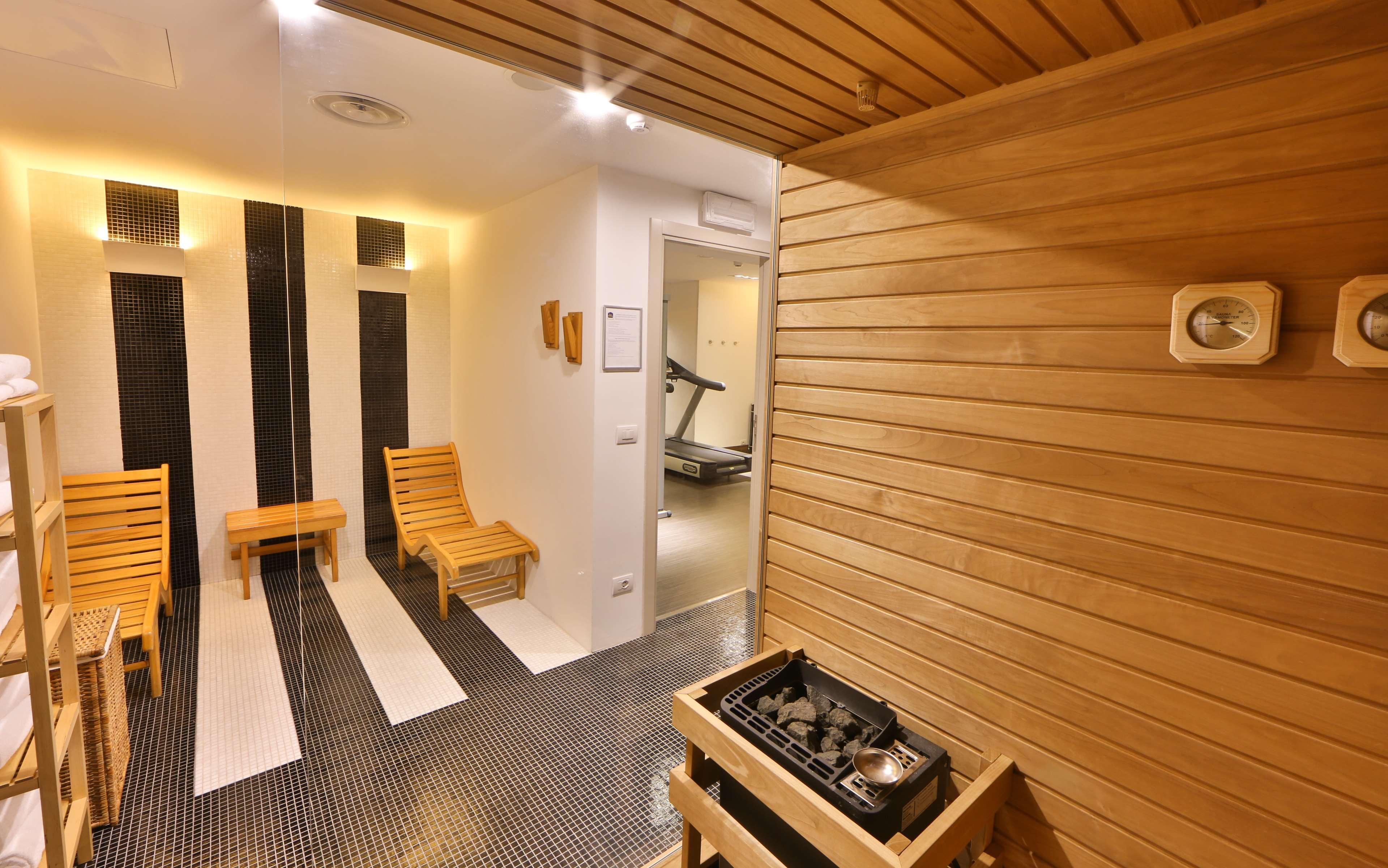 Best Western Premier Chc Airport Генуа Екстериор снимка