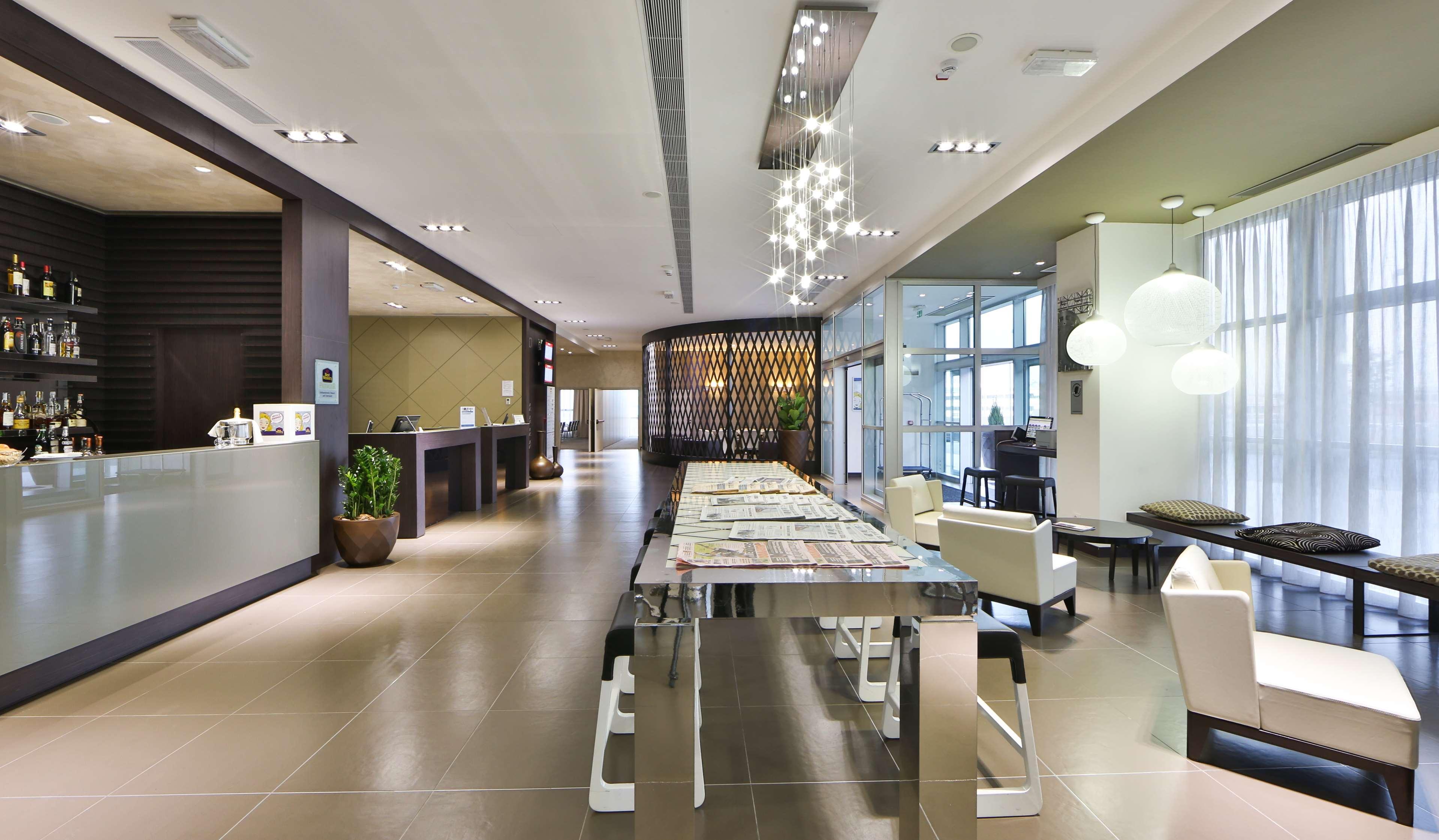 Best Western Premier Chc Airport Генуа Екстериор снимка