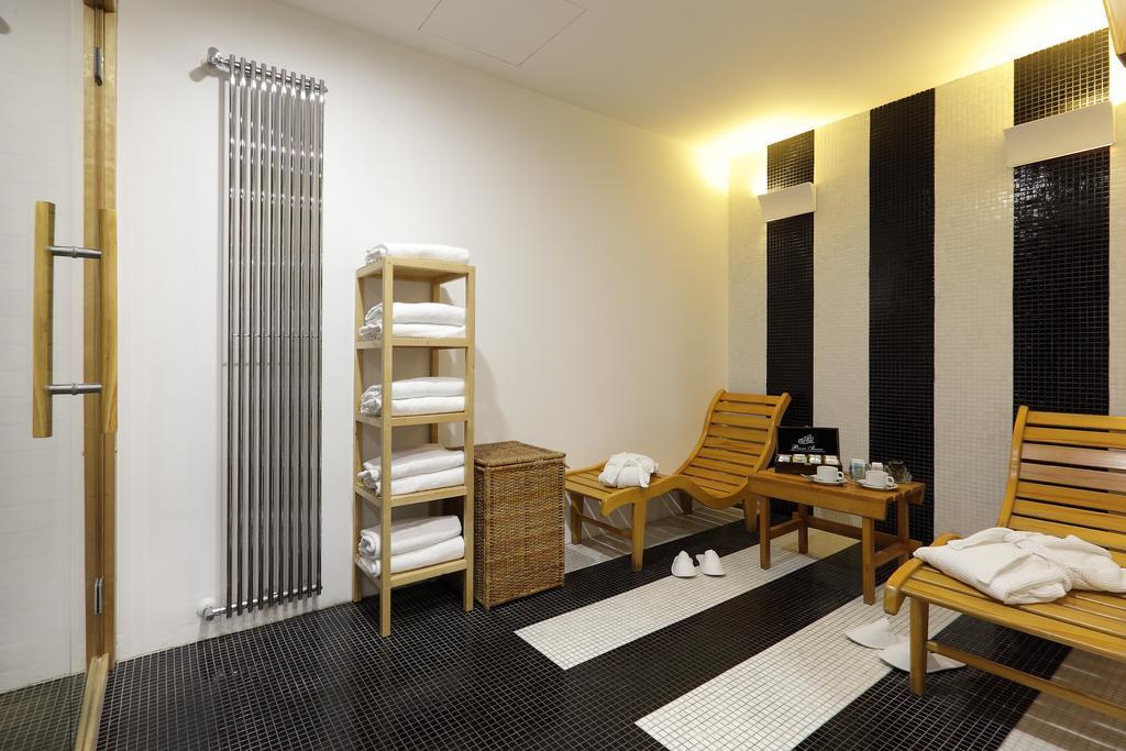 Best Western Premier Chc Airport Генуа Екстериор снимка