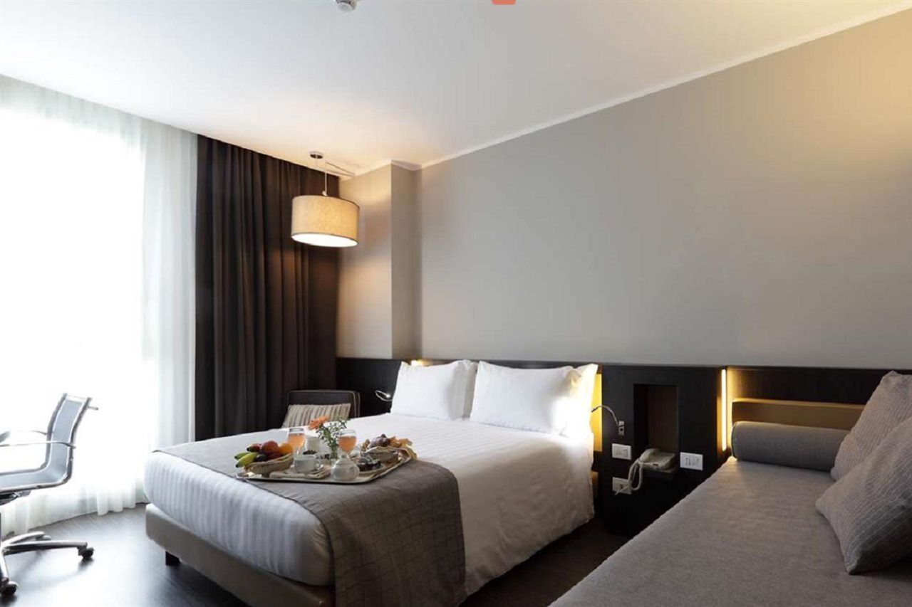 Best Western Premier Chc Airport Генуа Екстериор снимка